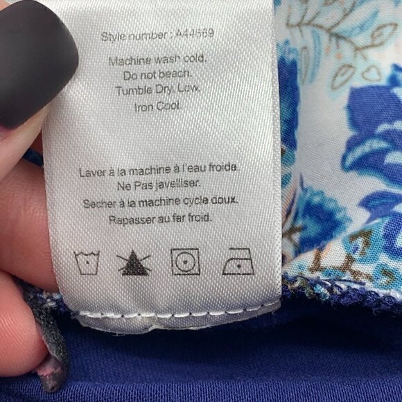 COPY - 🎉A Common Thread Multicolor Floral Tank - Picture 6 of 7